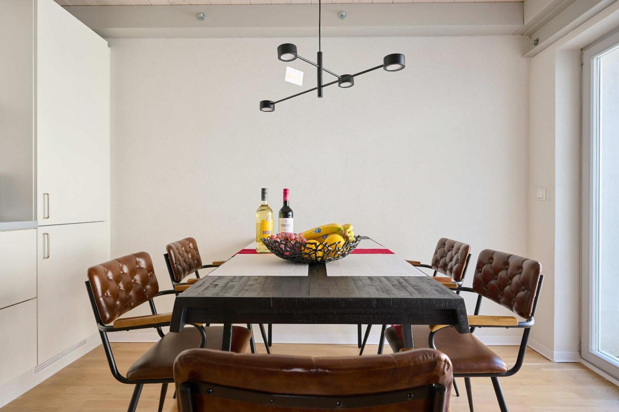 Apartment Cozy # Frisch Renoviertes Fachwerk # 100qm # Modern # Balkon # Netflix *